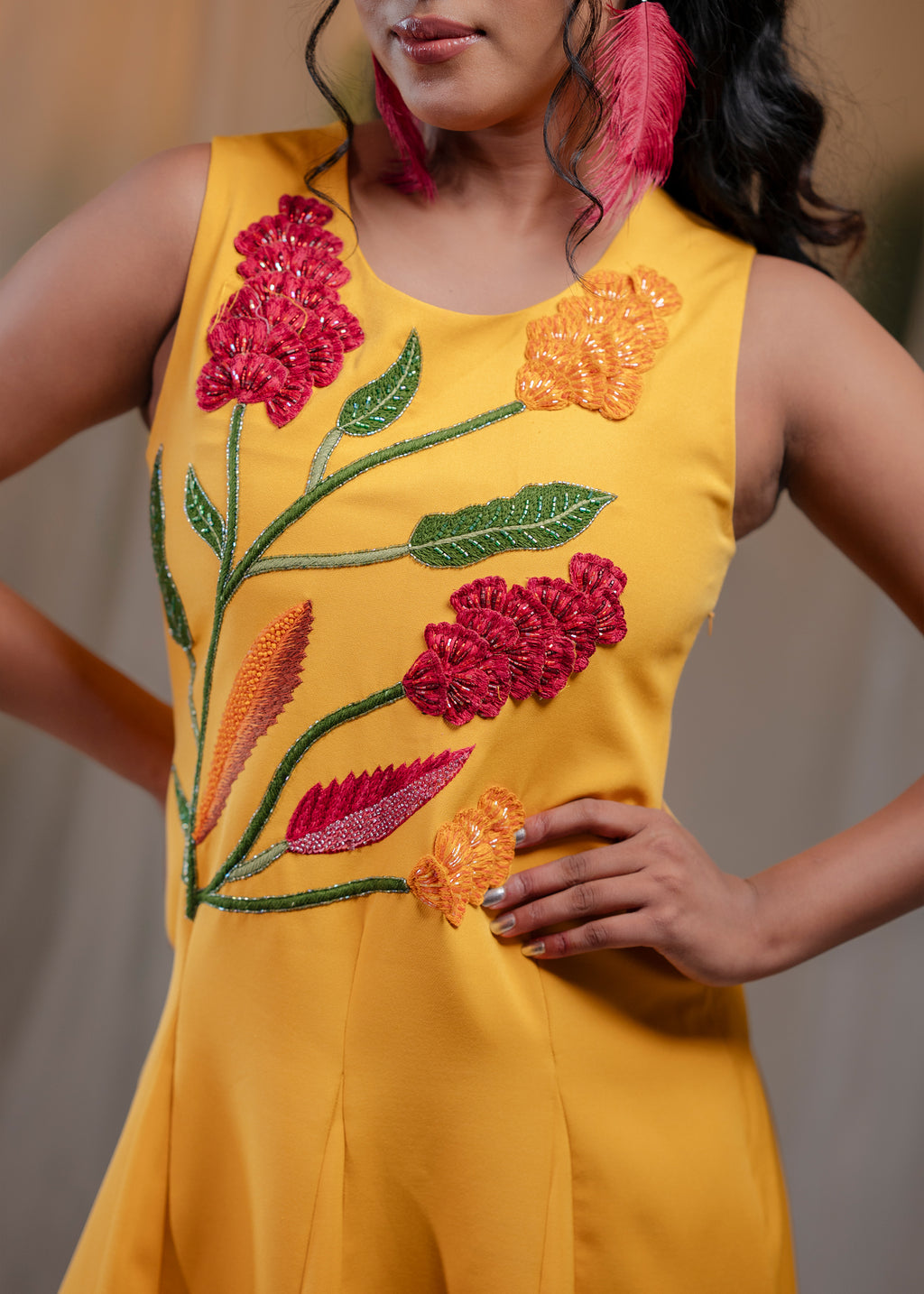 Petal Noir Midi