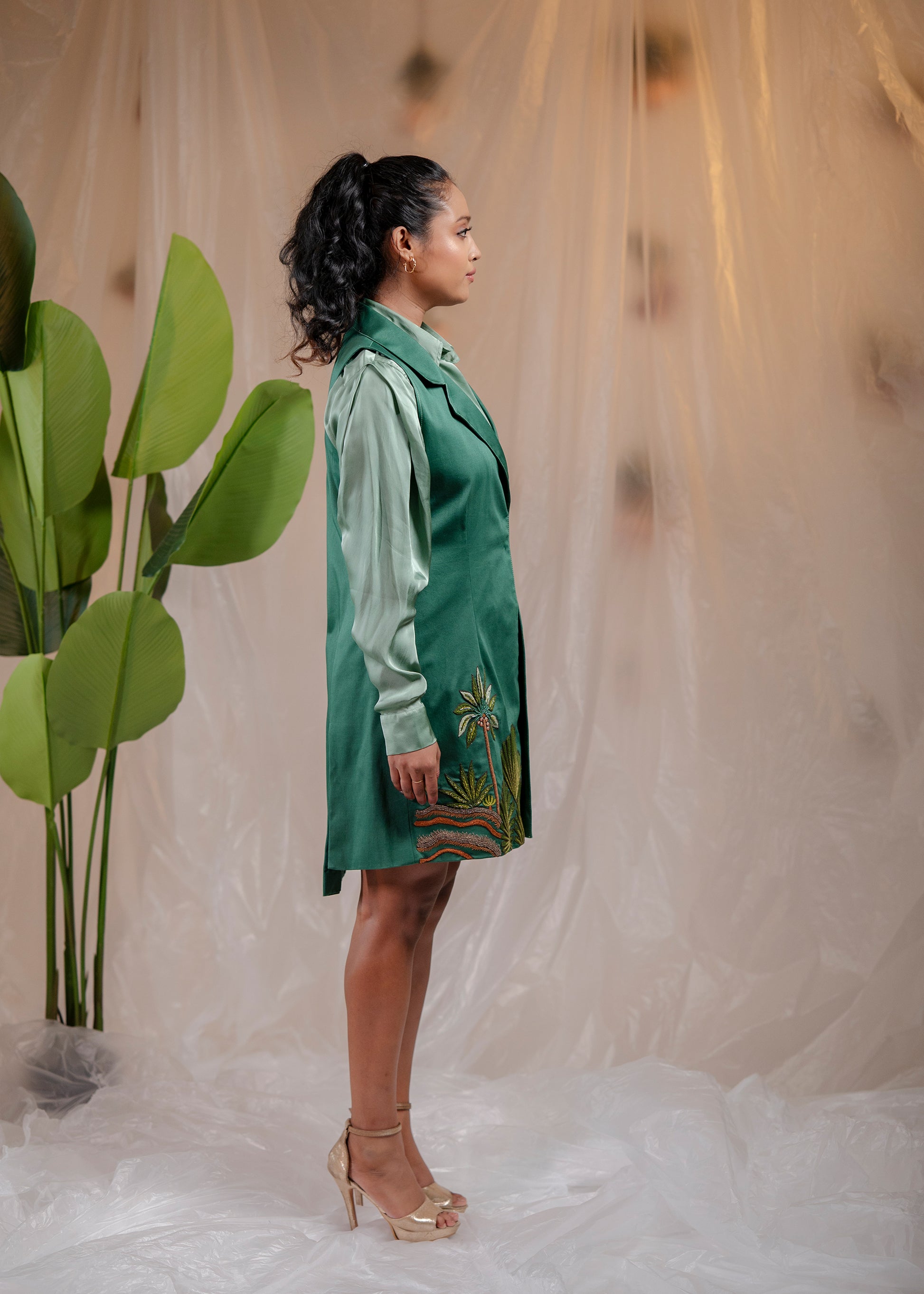 Noire Tropica Midi Dress