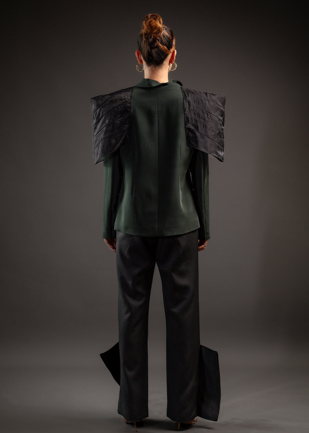 Linear Armour Set